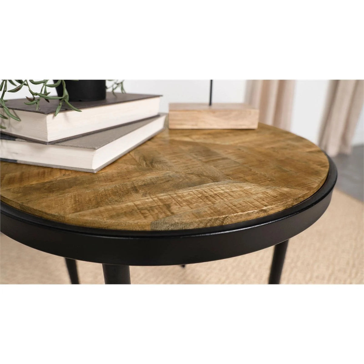 Round Metal Side Table in Natural Mango and Black Q88734