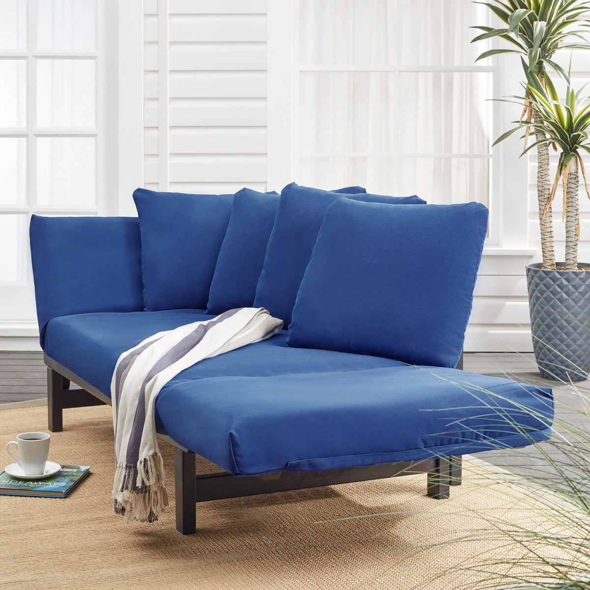 Convertible Outdoor Daybed Sofa Green Cushion D833354