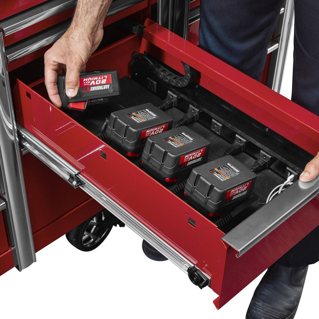 73 in. x 25 in. Red Roll Cab Q232