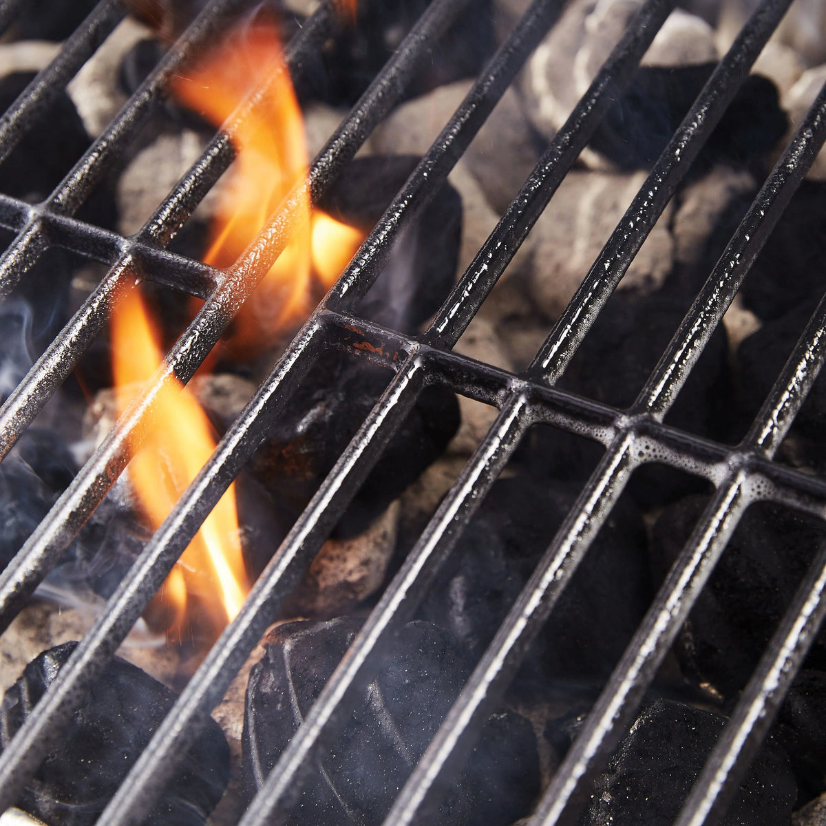 Heavy Duty 24-inch Charcoal Grill, Black I5835