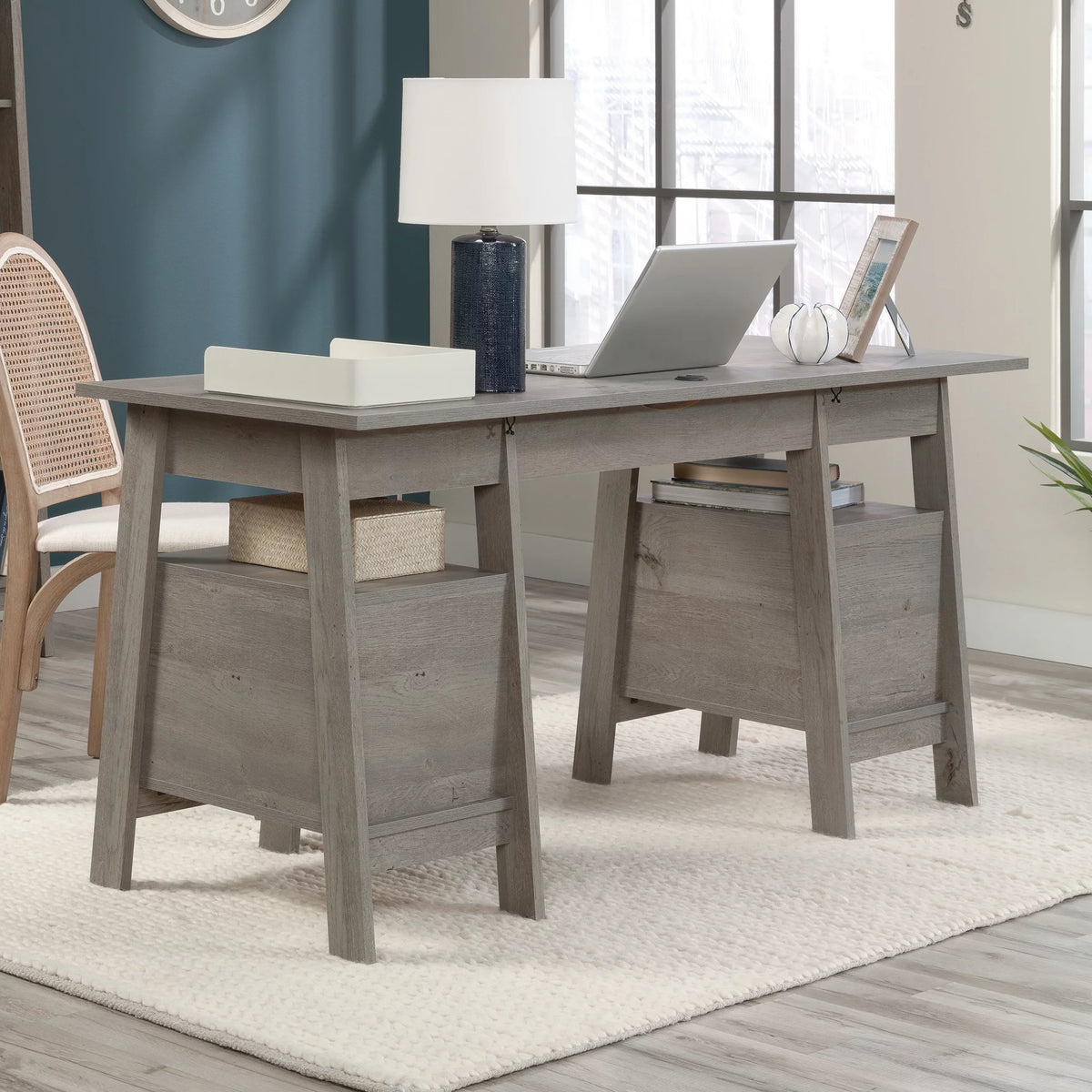 Executive Desk with Drawers U243