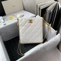 White Shopping Bag S42220